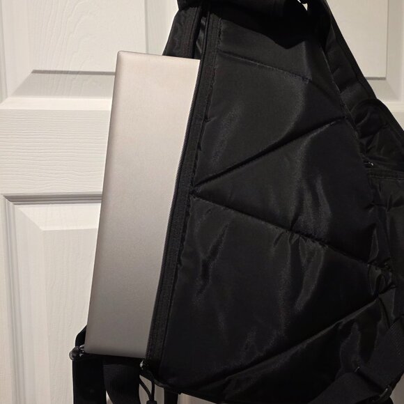 OAKLEY Tactical Sling Bag From The Oakley Design Team back in 2008 -Like New - Picture 7 of 12